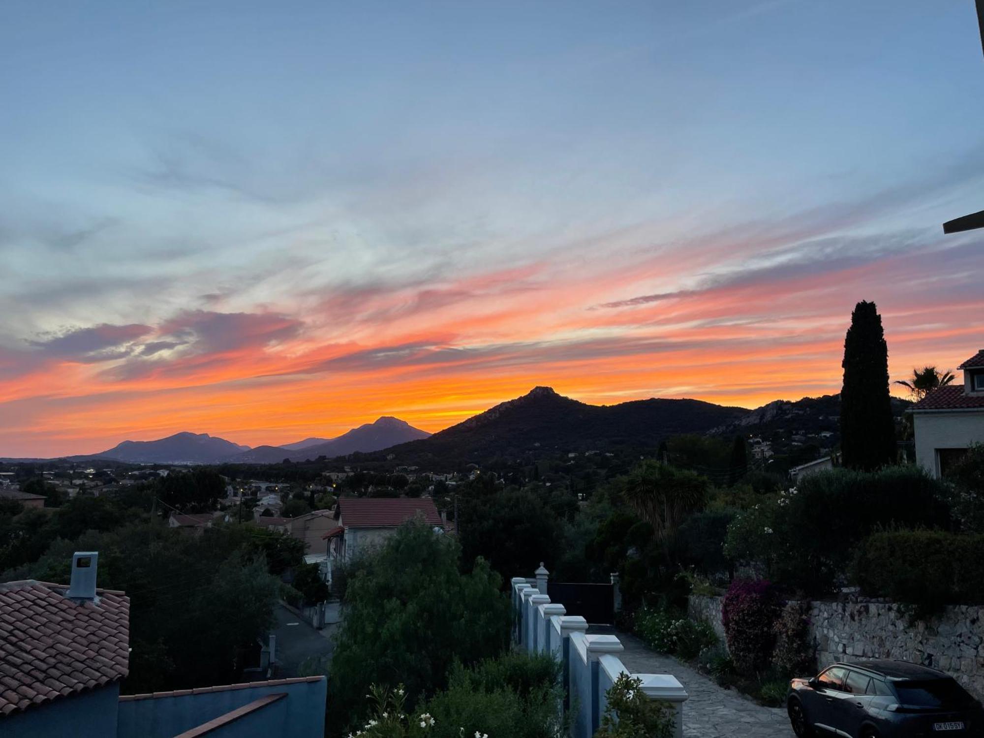 Les Trefles Apartment Hyeres Ngoại thất bức ảnh